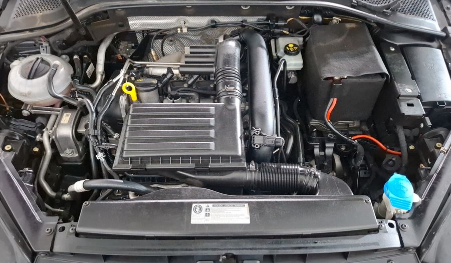 Volkswagen Golf 1.4 TSI COMFORLINE MT Hatchback 2015