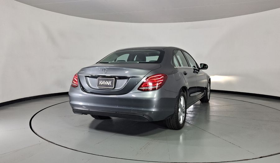 Mercedes Benz Clase C 2.0 200 EXCLUSIVE AUTO Sedan 2018