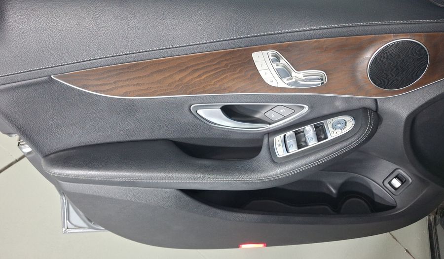 Mercedes Benz Clase C 2.0 200 EXCLUSIVE AUTO Sedan 2018
