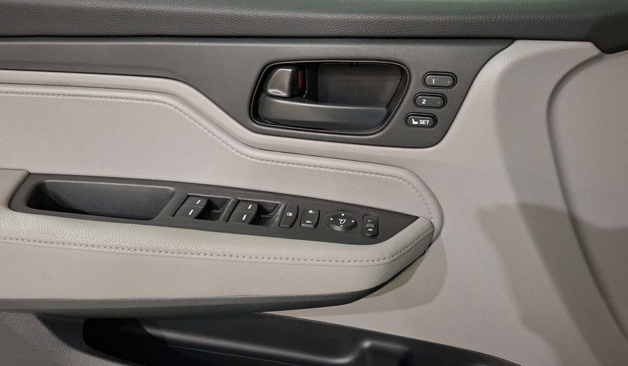 Honda Odyssey 3.5 EXL AUTO Minivan 2018