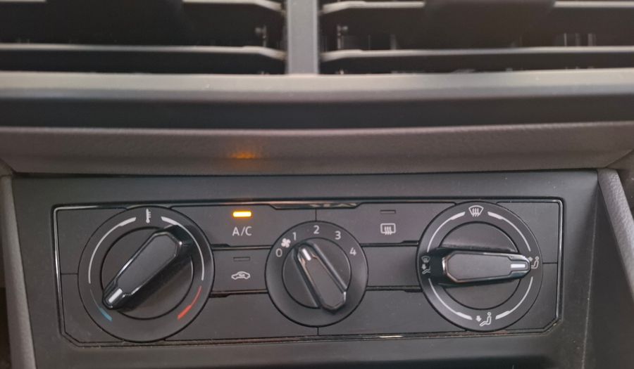Volkswagen Polo 1.6 MSI TRENDLINE Hatchback 2018