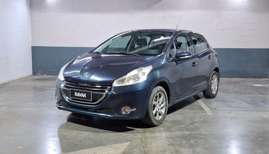 Peugeot • 208