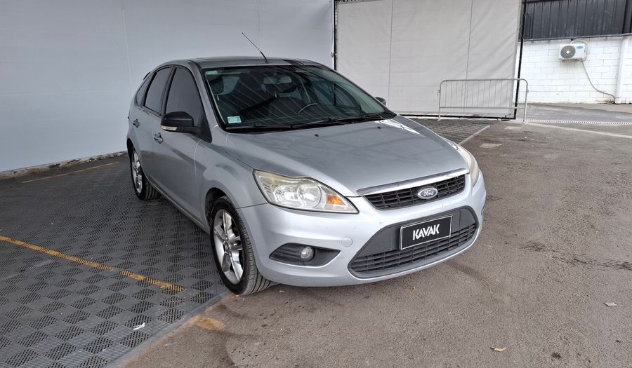 Ford Focus Ii 2.0 TREND PLUS Hatchback 2011