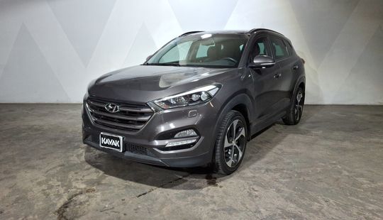 Hyundai • Tucson