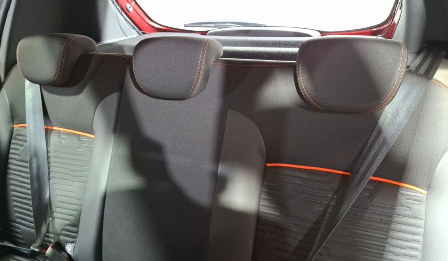 Renault Stepway 1.6 INTENS MT Hatchback 2020