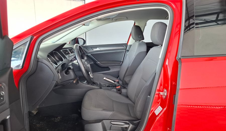 Volkswagen Golf 1.4 TSI COMFORTLINE DSG MY18 Hatchback 2018