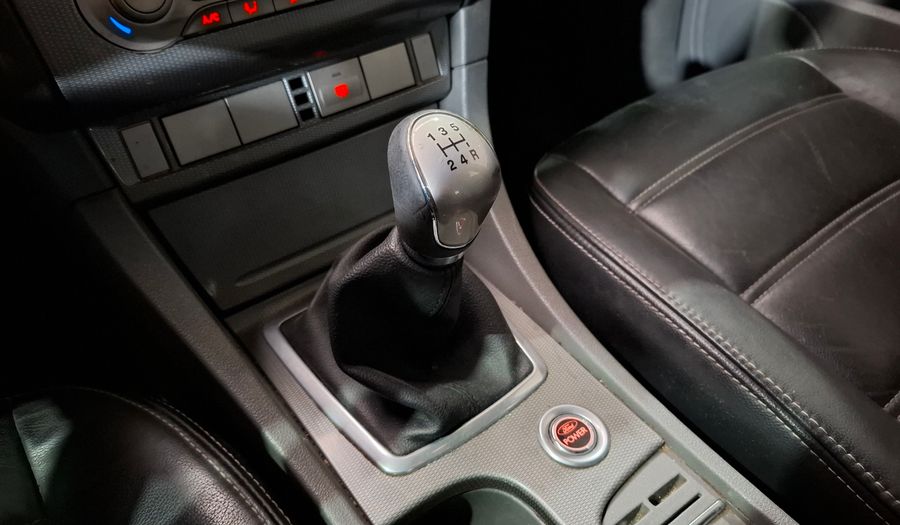 Ford Focus Ii 2.0 GHIA Hatchback 2011