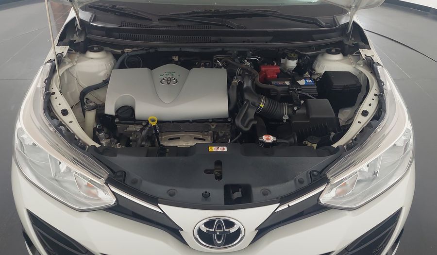 Toyota Yaris 1.5 XS CONNECT CVT Hatchback 2020