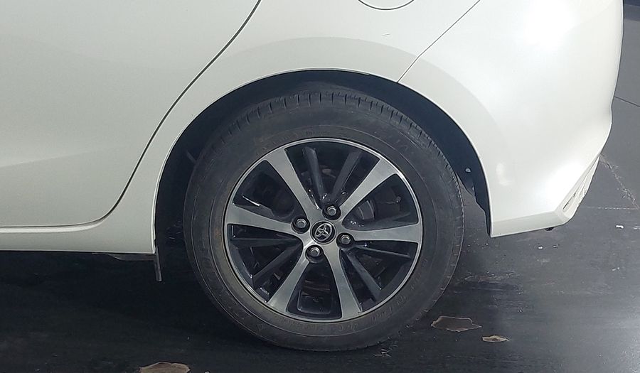 Toyota Yaris 1.5 XS CONNECT CVT Hatchback 2020