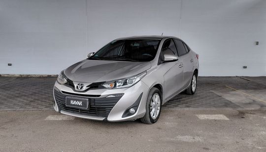 Toyota • Yaris