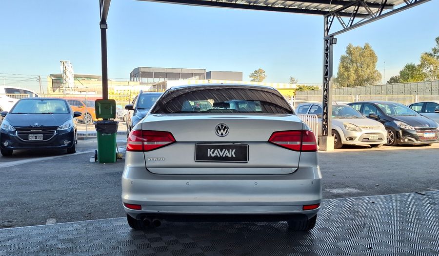 Volkswagen Vento 2.5 LUXURY TIPTRONIC Sedan 2015