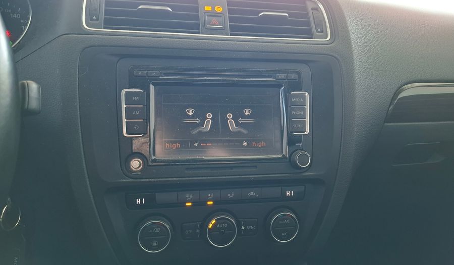 Volkswagen Vento 2.5 LUXURY TIPTRONIC Sedan 2015