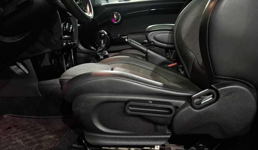 Mini Cooper 1.5 COOPER CHILI Hatchback 2019