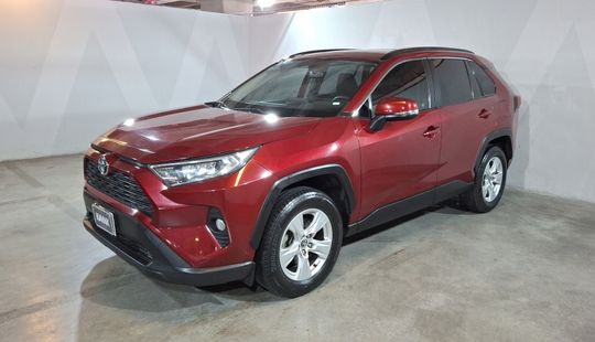 Toyota • RAV4