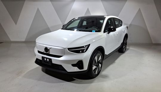 Volvo • C40