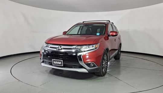 Mitsubishi • Outlander