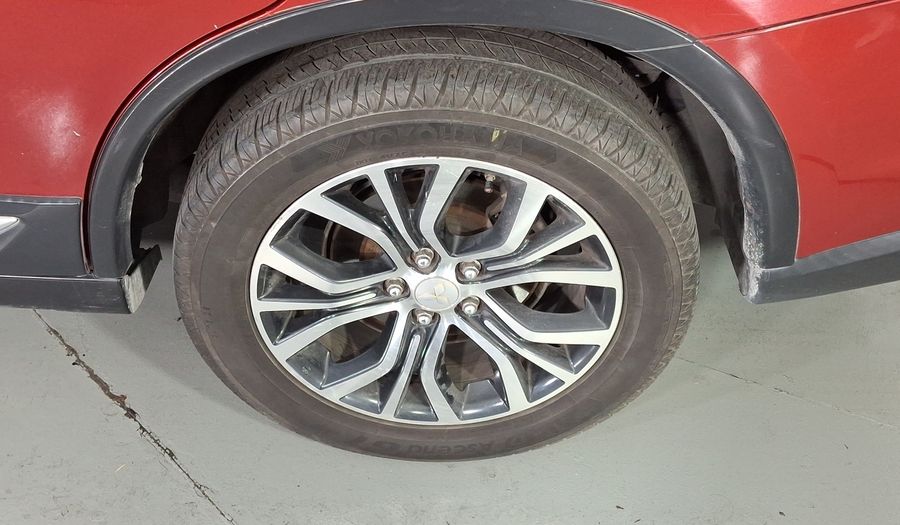 Mitsubishi Outlander 2.4 SE + Suv 2016