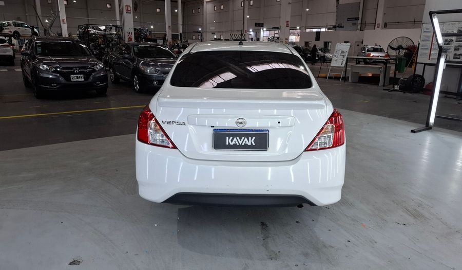 Nissan Versa 1.6 ADVANCE AUTO Sedan 2019