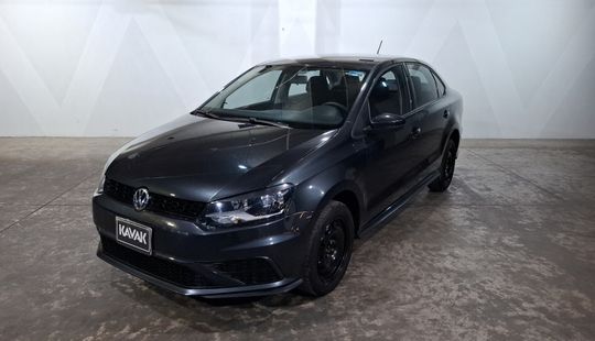 Volkswagen • Vento