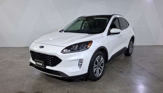 Ford • Escape