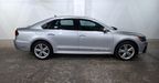 Volkswagen Passat 2.5 HIGHLINE Sedan 2016