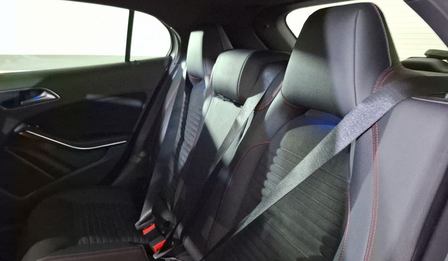 Mercedes Benz Clase Gla 2.0 GLA 250 SPORT DCT Suv 2020