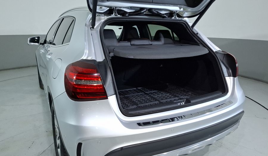 Mercedes Benz Clase Gla 2.0 GLA 250 SPORT DCT Suv 2020