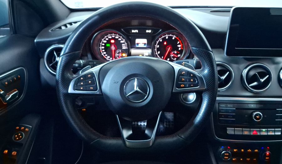 Mercedes Benz Clase Gla 2.0 GLA 250 SPORT DCT Suv 2020