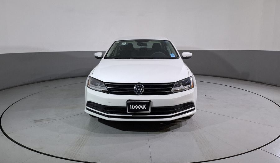 Volkswagen Jetta 2.5 TRENDLINE TIP. Sedan 2017
