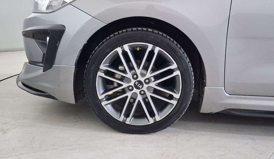 Kia Rio 1.6 S PACK AUTO Sedan 2021