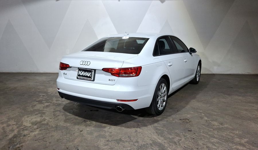 Audi A4 2.0 TFSI DYNAMIC S-TRONIC Sedan 2017