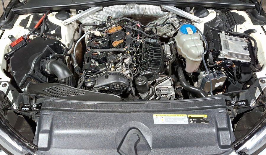 Audi A4 2.0 TFSI DYNAMIC S-TRONIC Sedan 2017