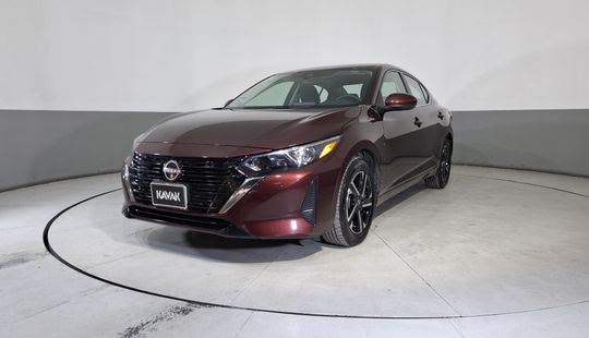 Nissan • Sentra