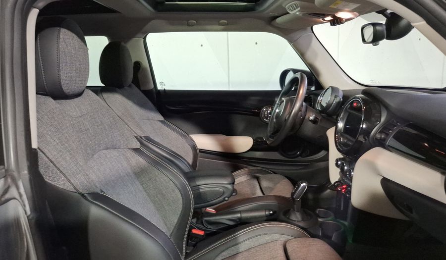 Mini Cooper 1.5 COOPER CHILI DCT Hatchback 2021