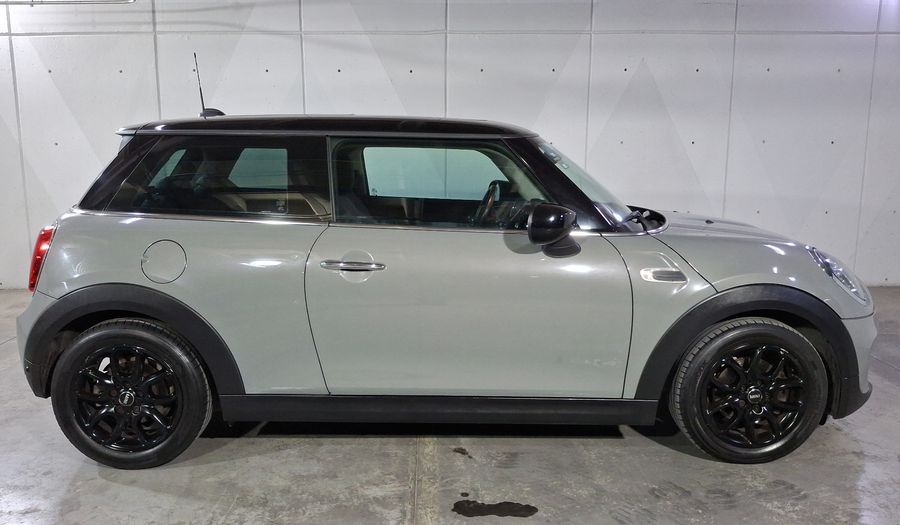 Mini Cooper 1.5 COOPER CHILI DCT Hatchback 2021