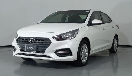 Hyundai • Accent