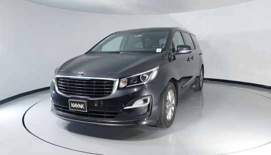 Kia • Sedona