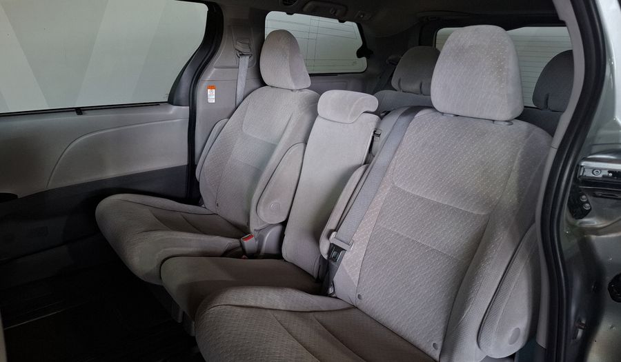 Toyota Sienna 3.5 XLE AUTO Minivan 2020