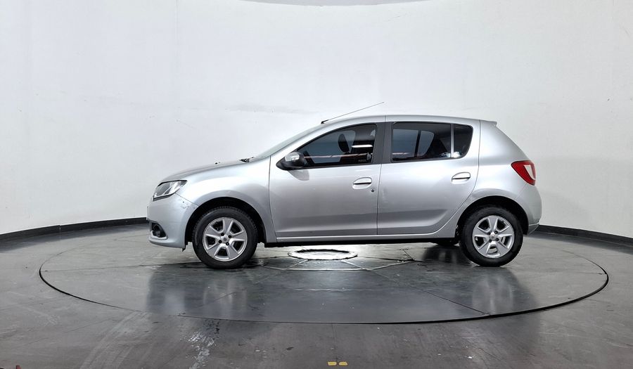 Renault Sandero 1.6 PRIVILEGE Hatchback 2017