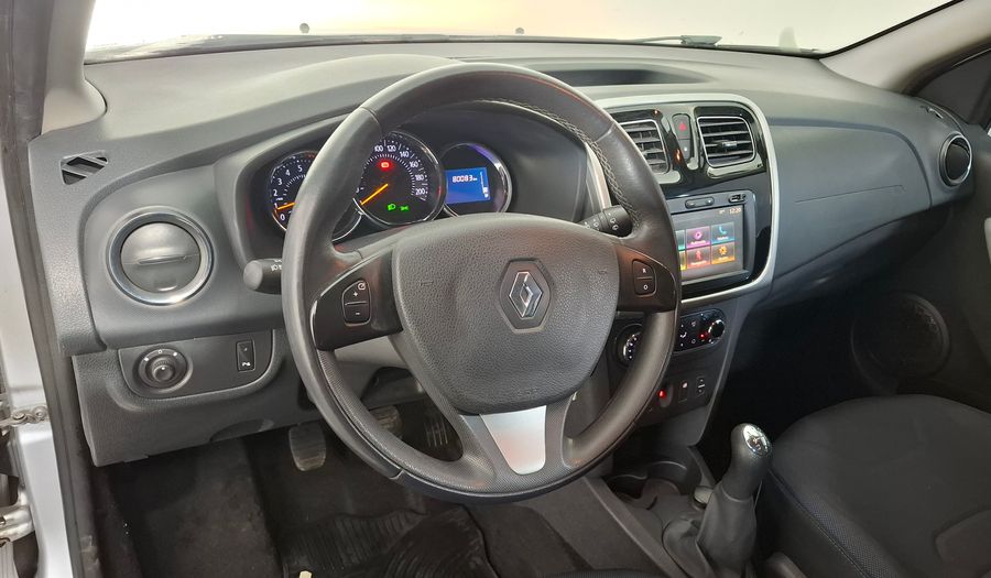 Renault Sandero 1.6 PRIVILEGE Hatchback 2017