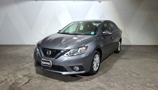 Nissan • Sentra