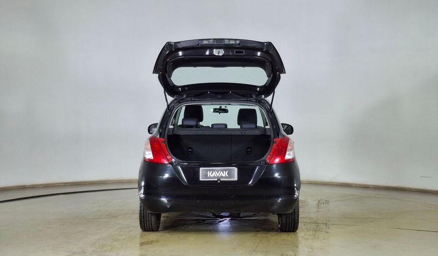 Suzuki Swift 1.4 GL Hatchback 2012