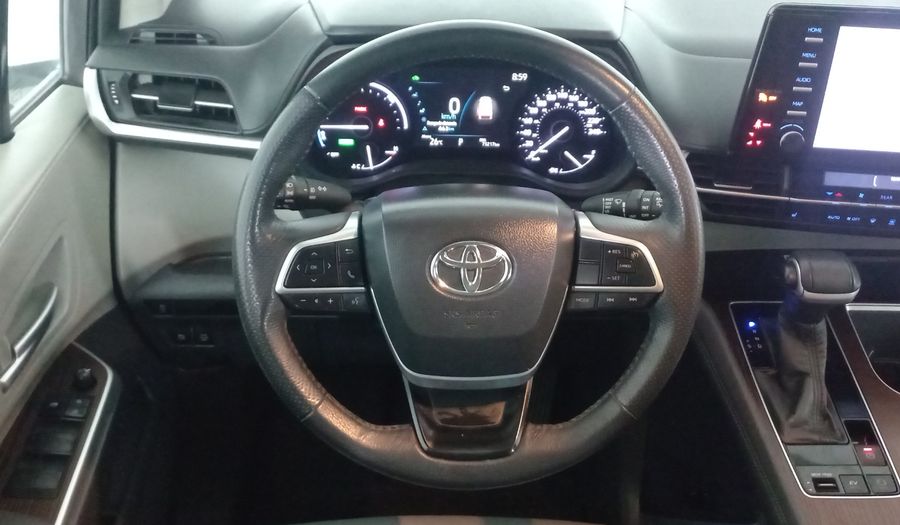 Toyota Sienna 2.5 HEV XLE PIEL AUTO Minivan 2021