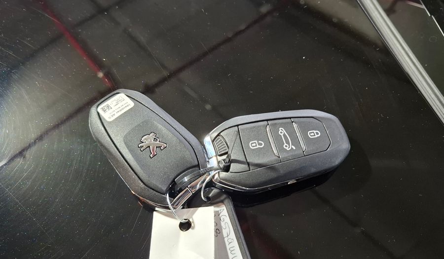 Peugeot 208 1.6L FELINE TIPTRONIC Hatchback 2024