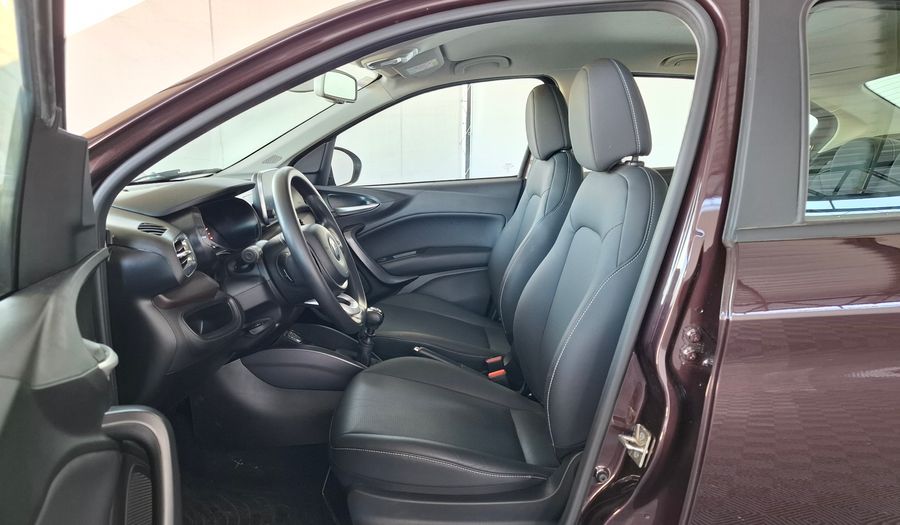 Fiat Cronos 1.8 PRECISION PACK PREMIUM Sedan 2021