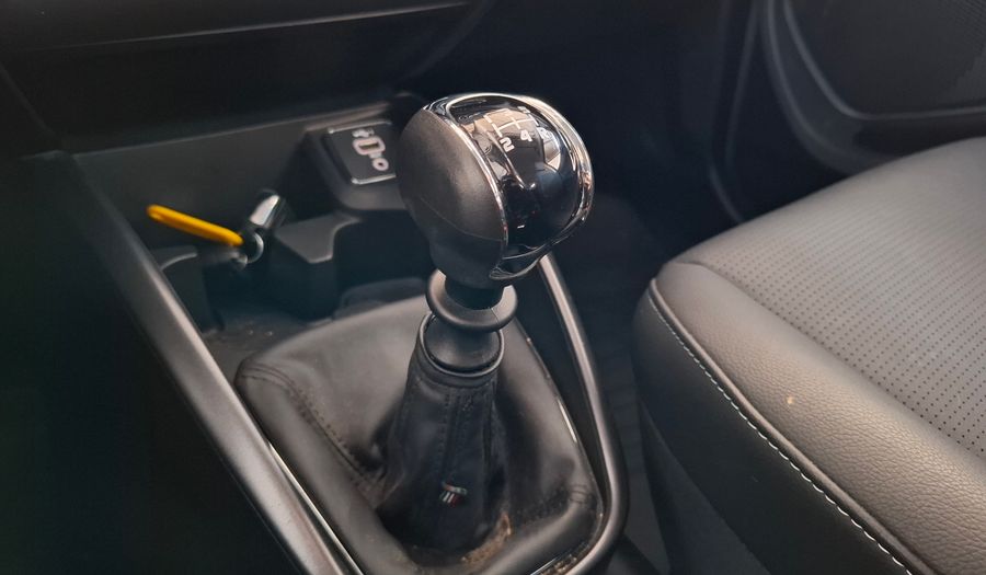 Fiat Cronos 1.8 PRECISION PACK PREMIUM Sedan 2021