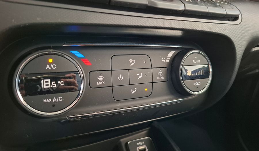 Fiat Cronos 1.8 PRECISION PACK PREMIUM Sedan 2021