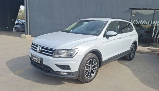 Volkswagen • Tiguan