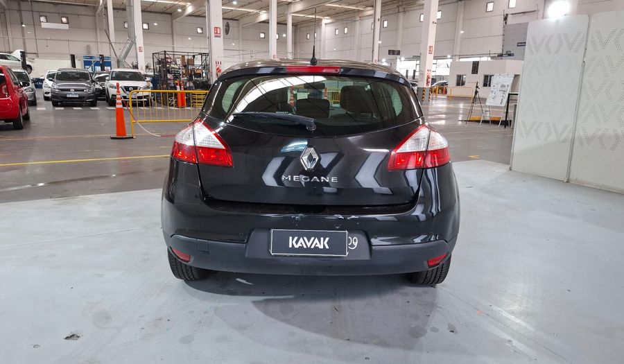 Renault Megane 2.0 MEGANE III LUXE Hatchback 2011
