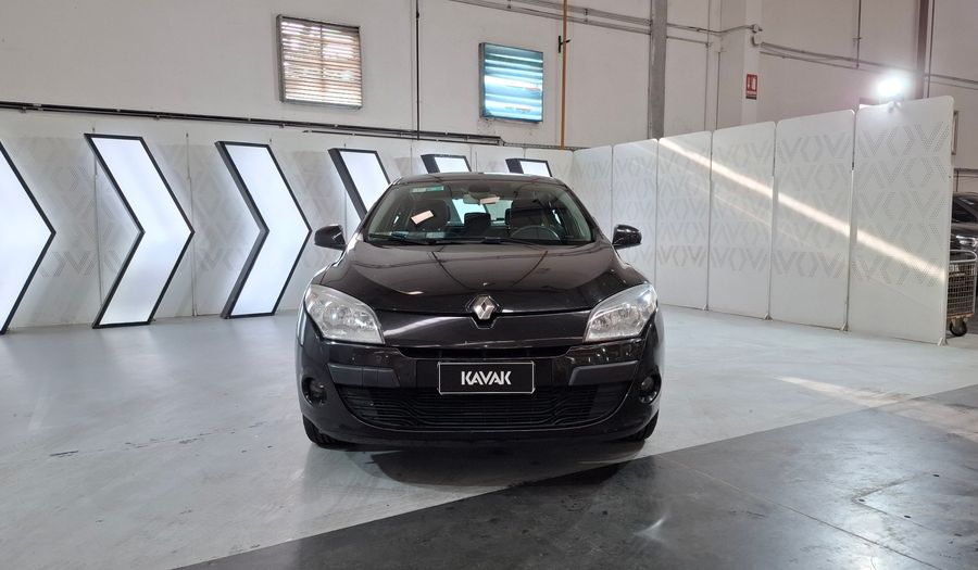 Renault Megane 2.0 MEGANE III LUXE Hatchback 2011